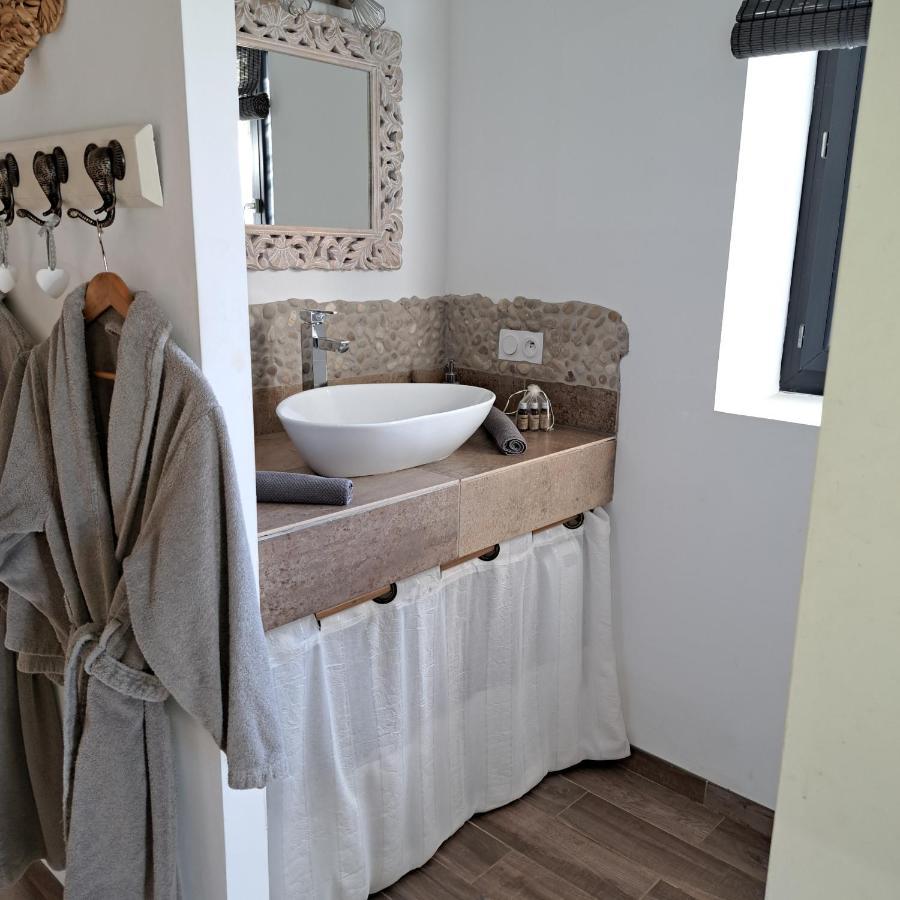 Chambre D'Hotes Des Loyes Jaillans Екстериор снимка